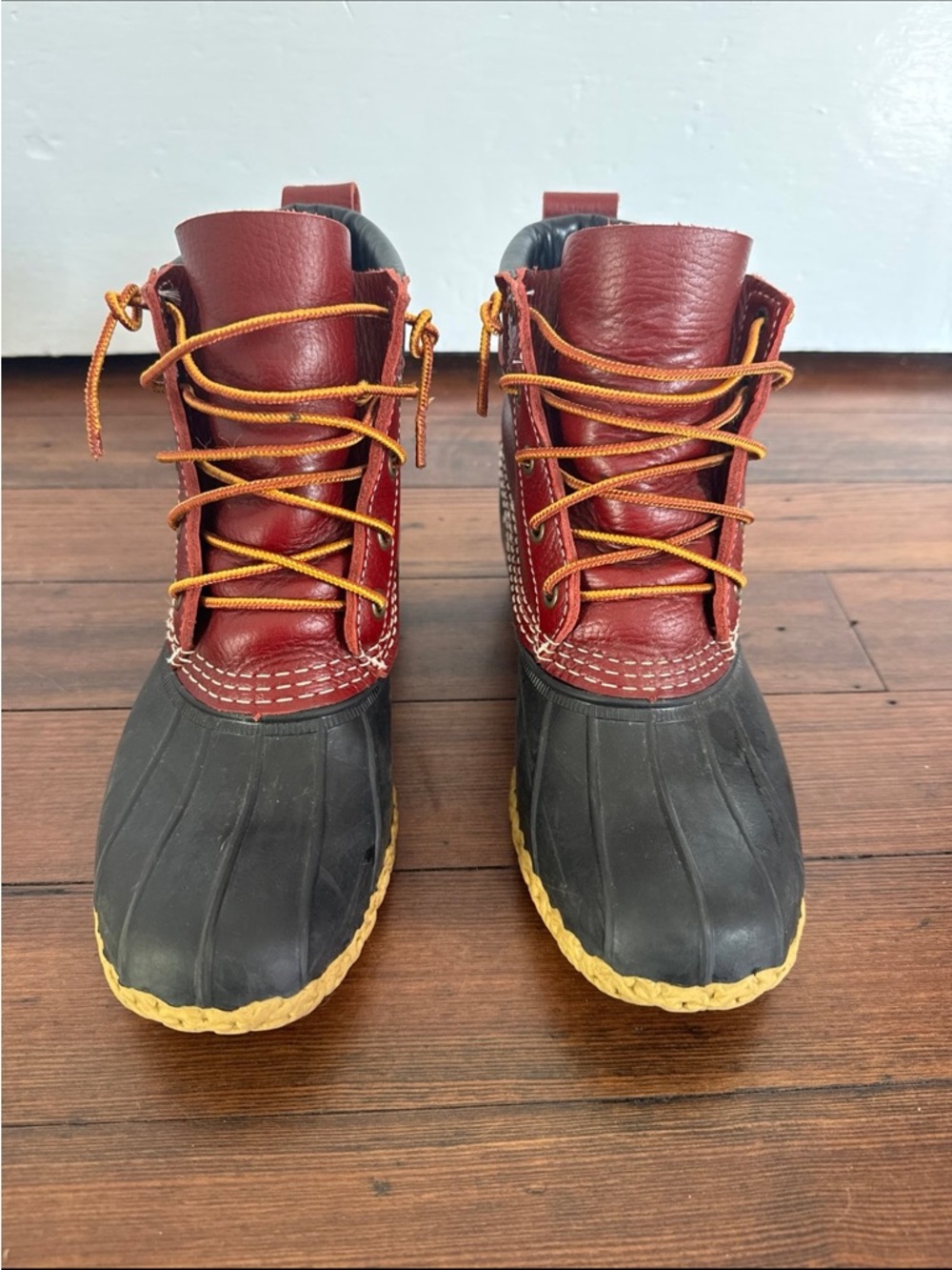 LL Bean Two-Tone Duck Boots in Burgundy and Black Sz 7